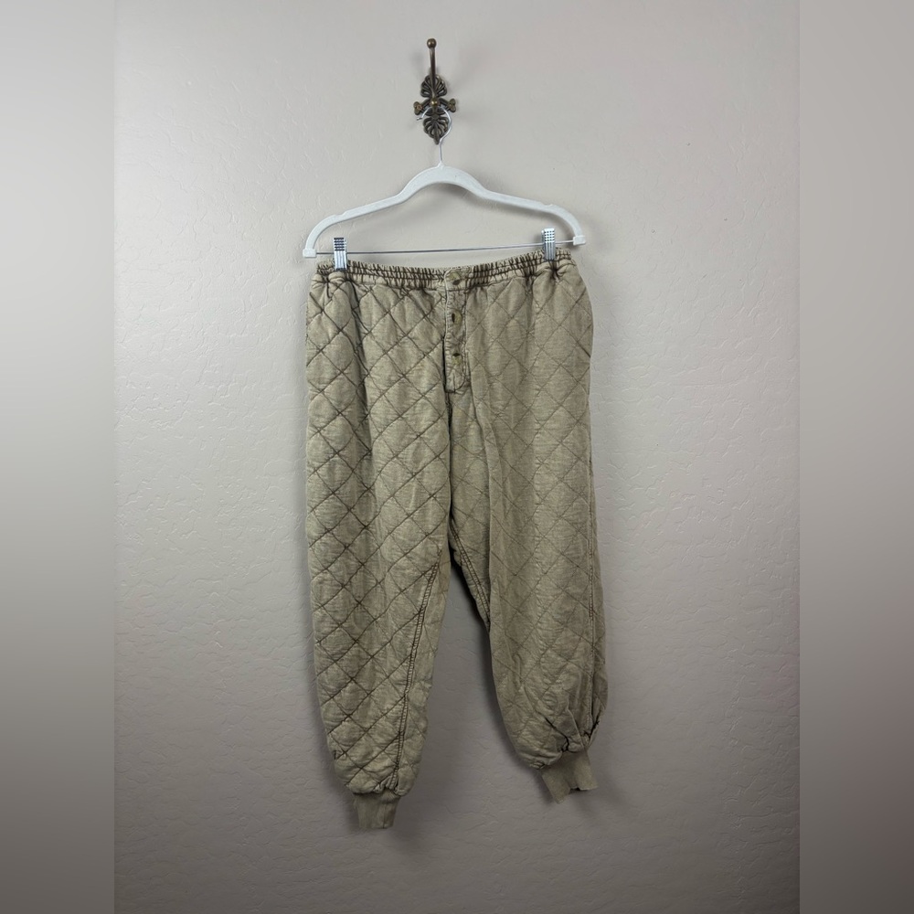 EUC - FP One -‎ Betty Quilted Pants - Picture 2 of 10